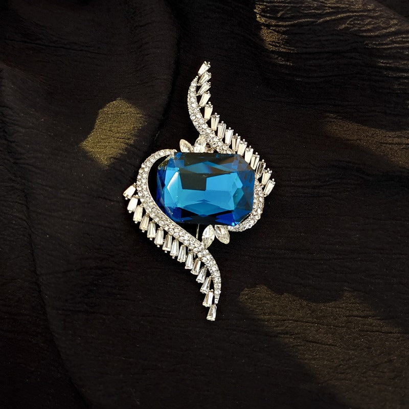 BlingBrooch
