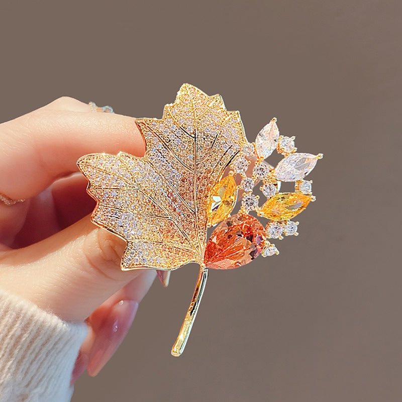 BroochNest