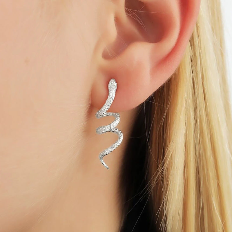 Snakelike Winding
