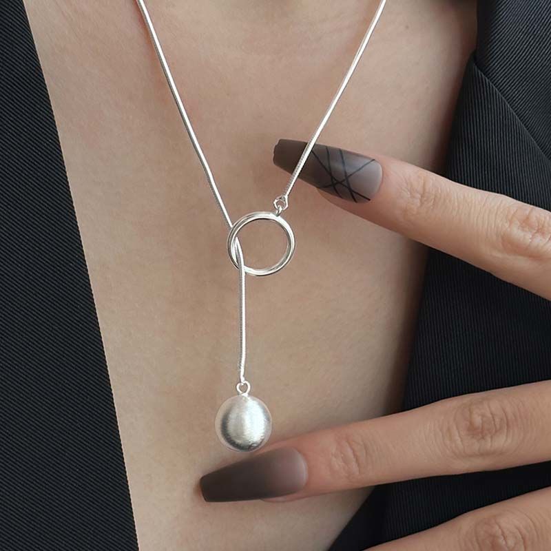 Moonpetal Choker