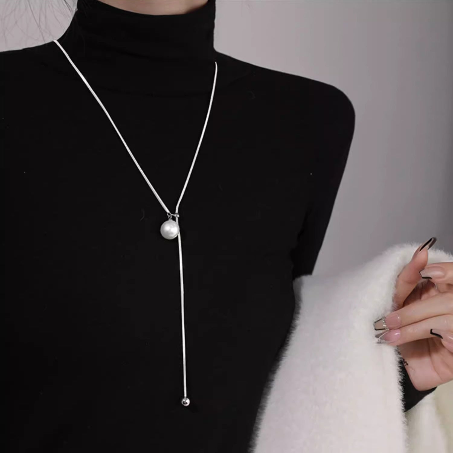 Moonpetal Choker