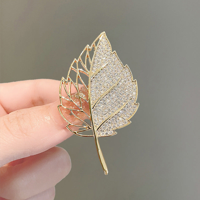 BroochNest