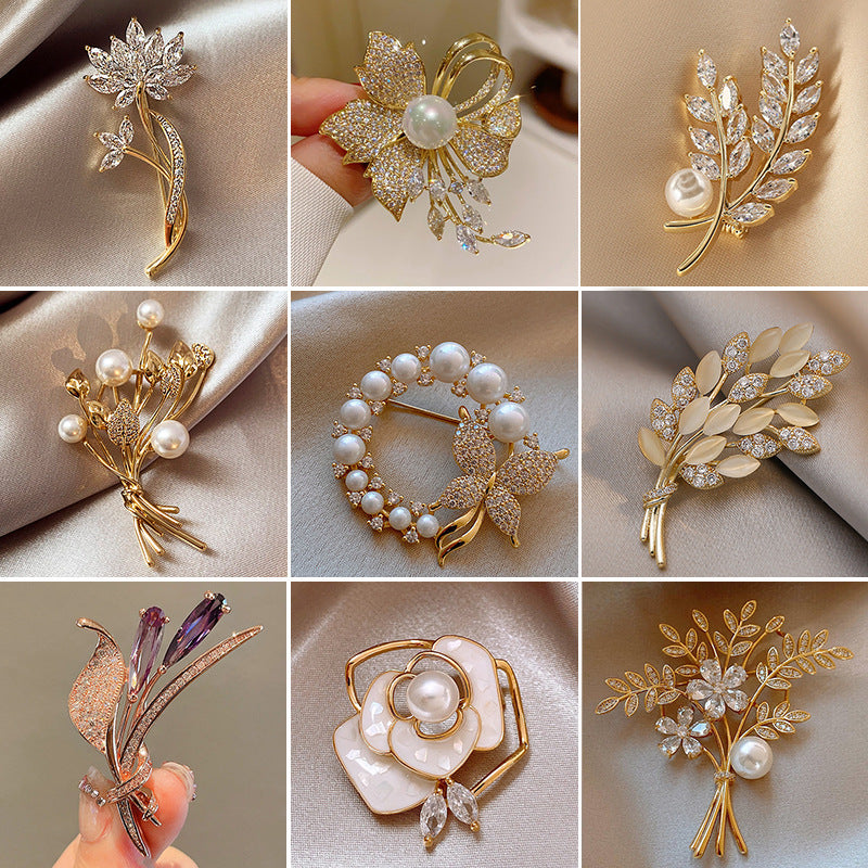BroochNest
